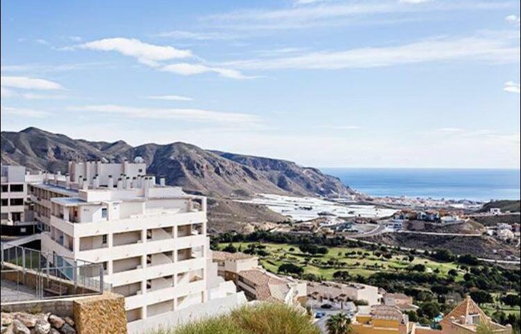 Apartamentos Deluxe Roquetas De Mar Con Golf Y Piscina Climatizada, Parking Privado Vícar Kültér fotó